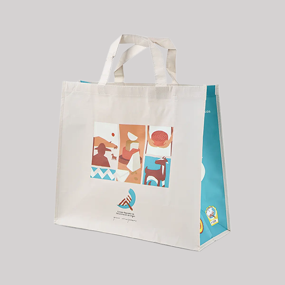 Premium eco-friendly RPET bags in Saudi Arabia by Green Bags Saudi.